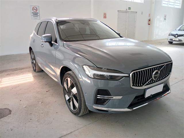 XC60 T8 ULTIMATE 2023