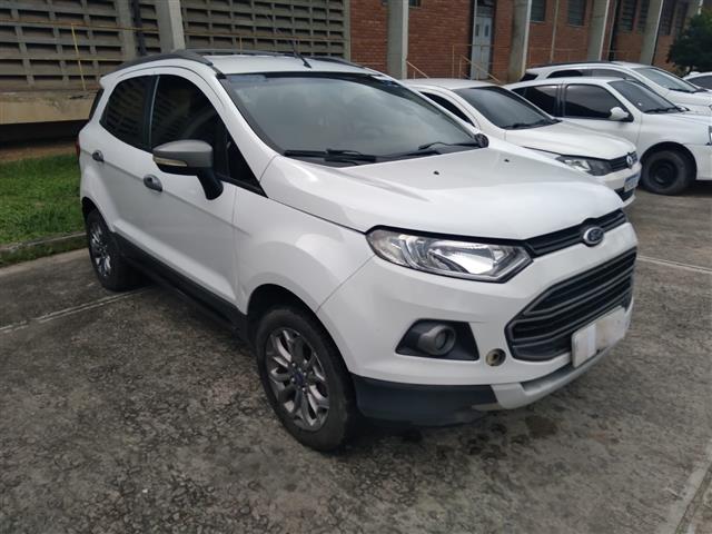 ECOSPORT FSL AT 2.0 2015