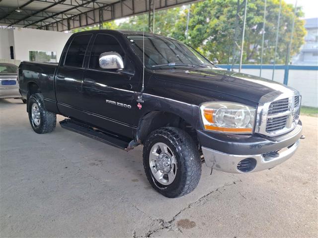 RAM 2500 2006