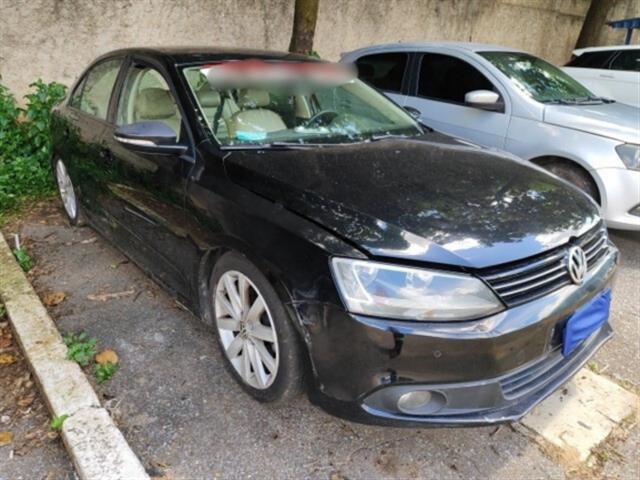 JETTA 2.0 2012