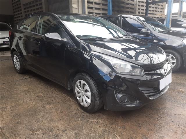 HB20S 1.0M COMF 2015